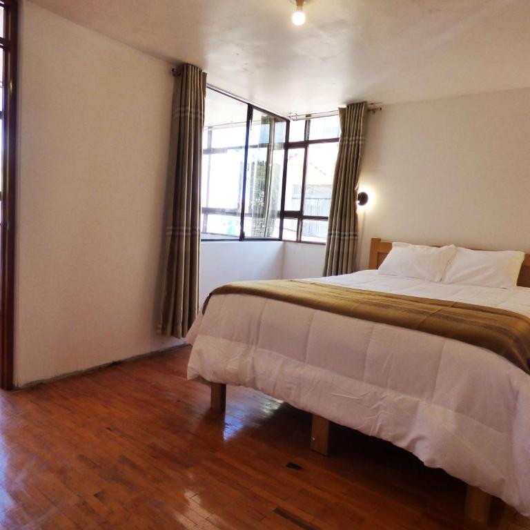 Tierra Espiritual - Andean Holistic Hotel - Two-Bedroom Apartment with City View - 4