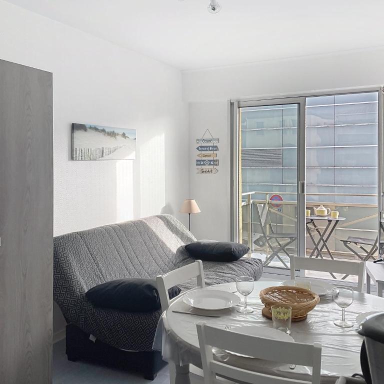 Studio rénové avec balcon à 100m de la plage et piscine - 4 personnes - Les Sables-d'Olonne - FR-1-331-204 - Studio - 6
