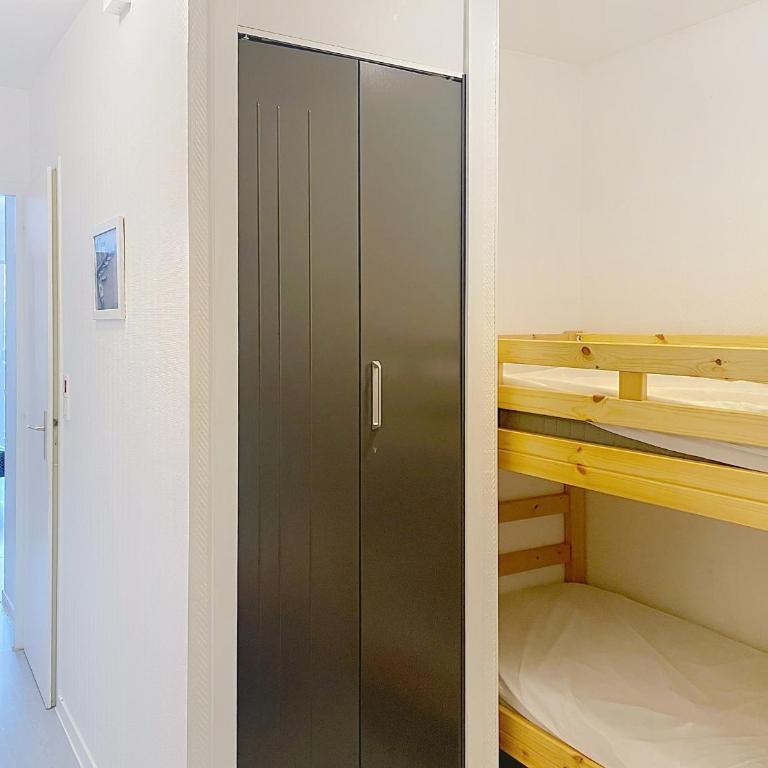 Studio rénové avec balcon à 100m de la plage et piscine - 4 personnes - Les Sables-d'Olonne - FR-1-331-204 - Studio - 9
