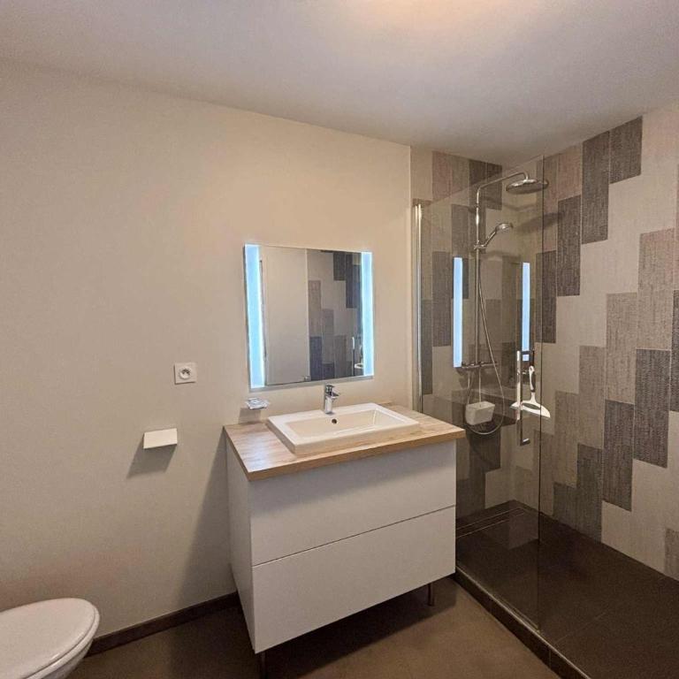 Appartement luxe 4 pers, bord de mer, balcon, piscine, animaux admis, parking, WiFi - FR-1-194-196 - Apartamento (4 adultos) - 6