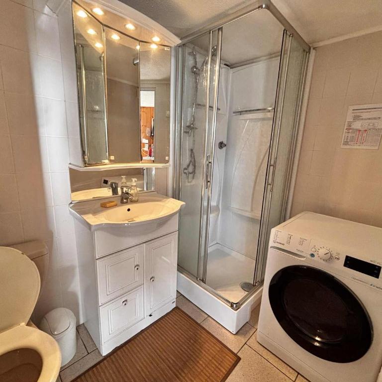 Pavillon pour 4 à 150m de la plage et 500m du centre de La Tranche-sur-Mer, avec terrasse et garage - FR-1-194-375 - Appartement (4 Adultes) - 5