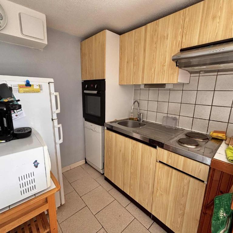 Pavillon pour 4 à 150m de la plage et 500m du centre de La Tranche-sur-Mer, avec terrasse et garage - FR-1-194-375 - Appartement (4 Adultes) - 6