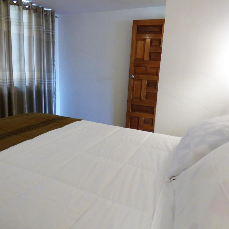 Tierra Espiritual - Andean Holistic Hotel - Three-Bedroom Apartment with View - 24