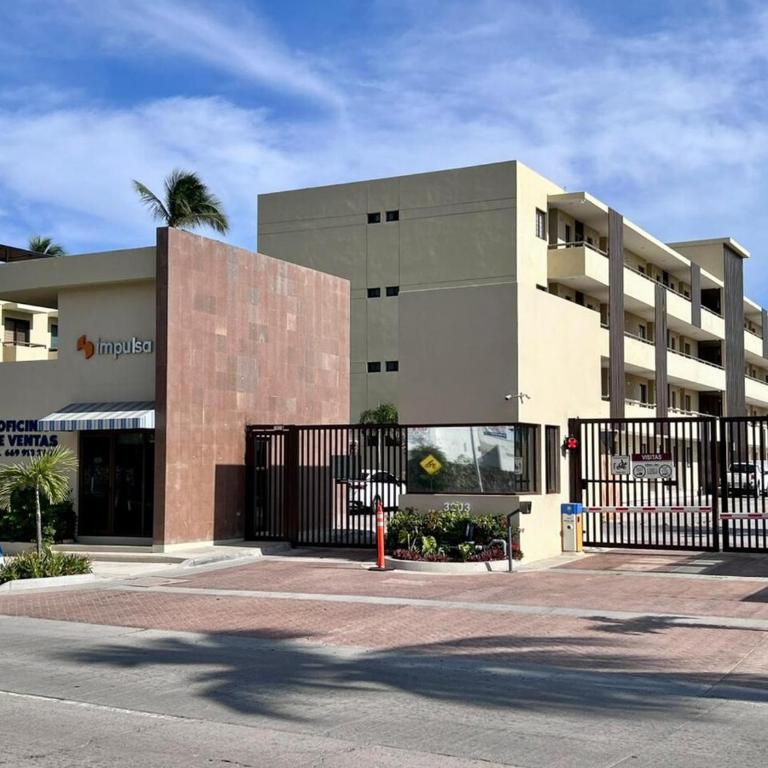 Apartment in Oceanna Condos del Mar Cerritos - Two-Bedroom Apartment with Balcony and Terrace - 11