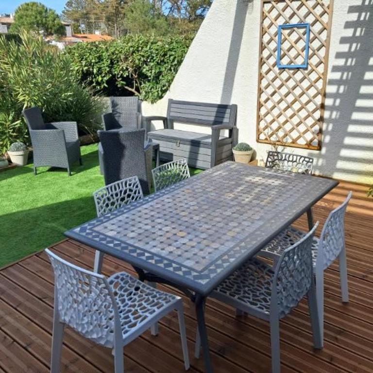 Maison avec jardinet proche plage et parking - FR-1-652-58 - Maison de Vacances - 23