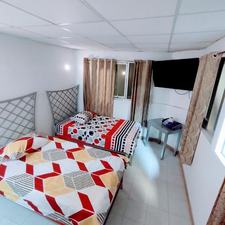Hospedaje ANDRES & COCHERA - Twin Room - 1