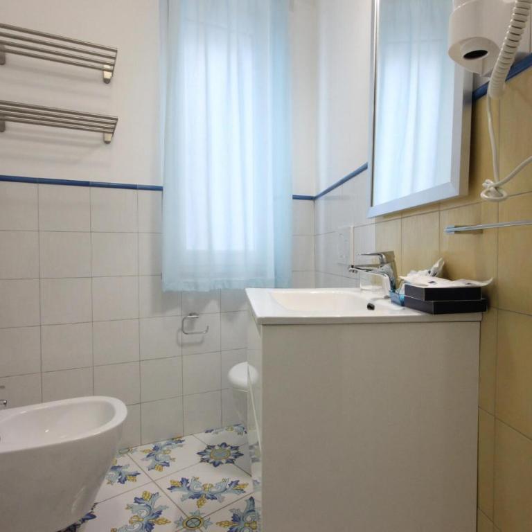Gorgeous Apartment In Vico Equense With Wifi - Appartamento con 1 Camera da Letto - 7