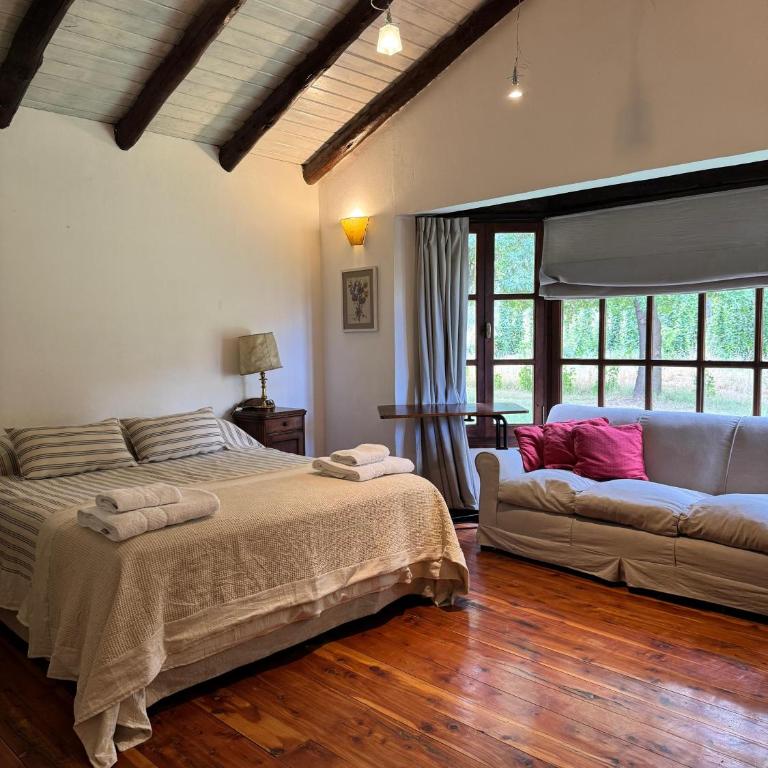 Casa del Camino VIejo - Three-Bedroom House - 1