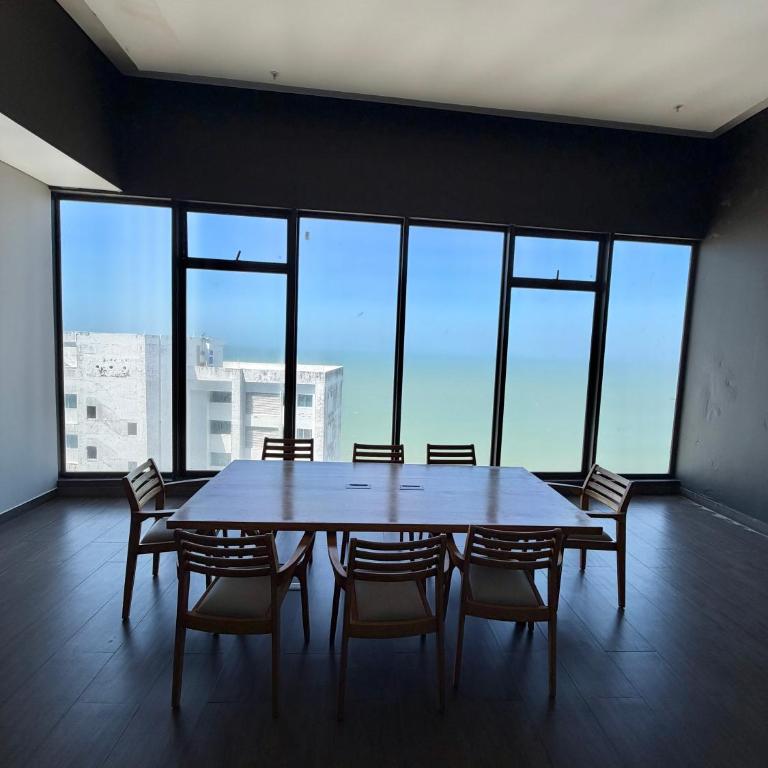 Murano Centro1 26floor,rooftop,infinity pool & views byIMZ - Two-Bedroom Apartment - 57