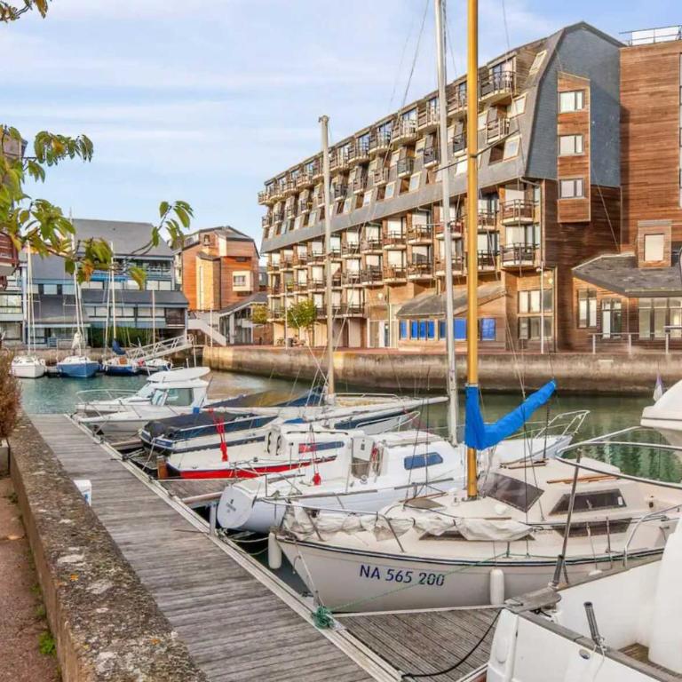 Beautiful renovated studio on Port de Deauville - Appartamento - 1
