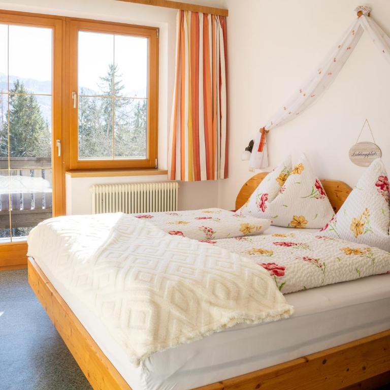 Kielerhof in Ramsau - One-Bedroom Apartment with Balcony and Mountain View - 2