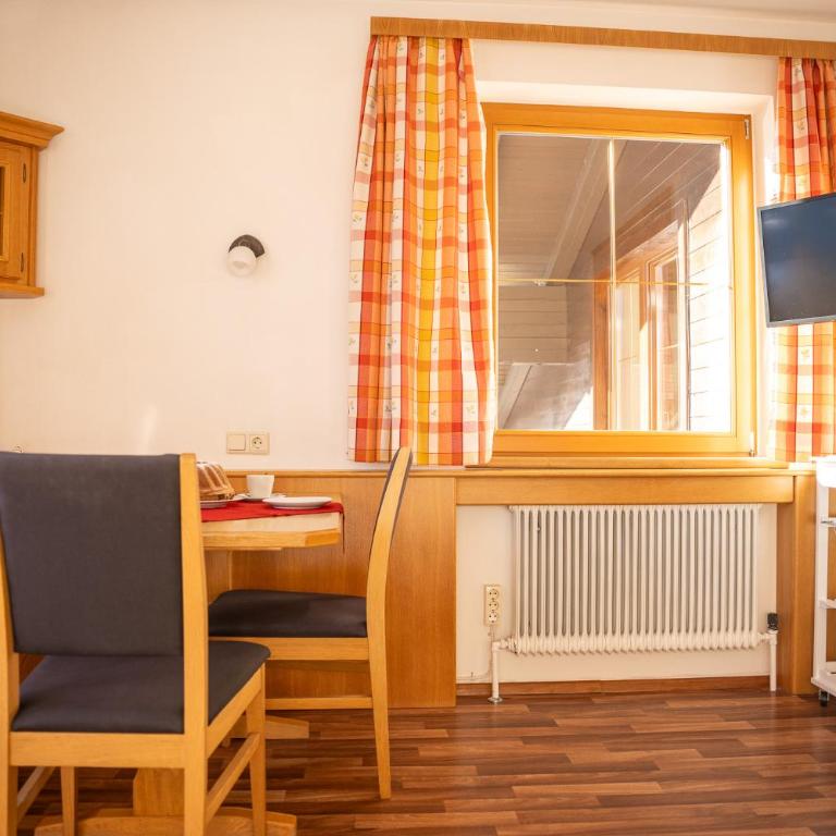 Kielerhof in Ramsau - One-Bedroom Apartment with Balcony and Mountain View - 5