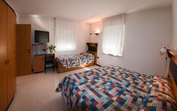 Albergo Alla Torre - Habitación Triple - 5