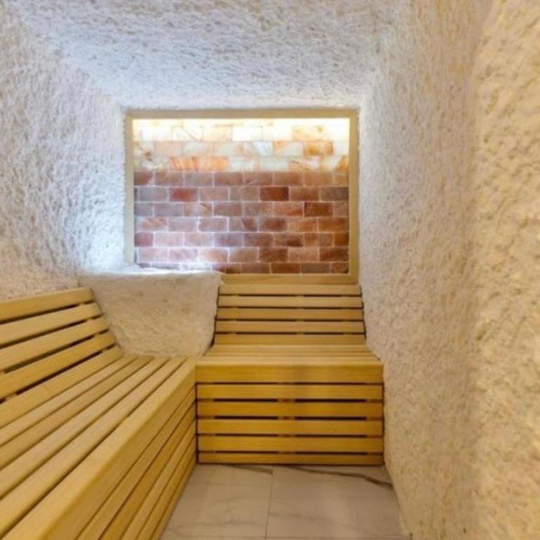 Stay and Spa - Room #1582861001 - 7
