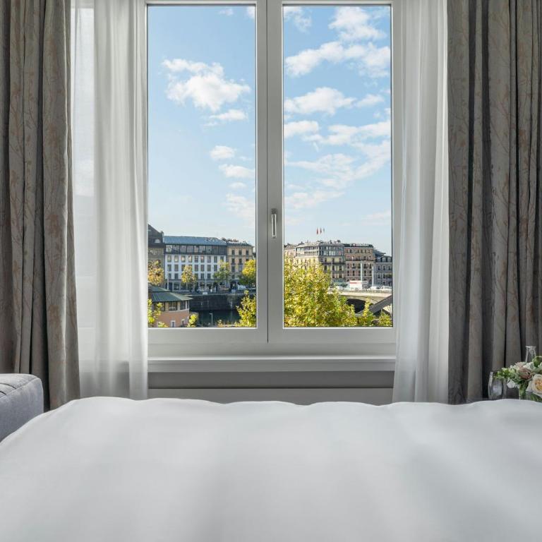 Mandarin Oriental, Geneva - Deluxe Suite mit Kingsize-Bett und Flussblick - 6