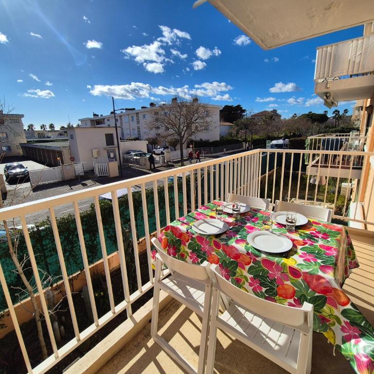 Appartement à 150 M de la plage, lave linge, Wi Fi ... - Appartement 2 Chambres - 2