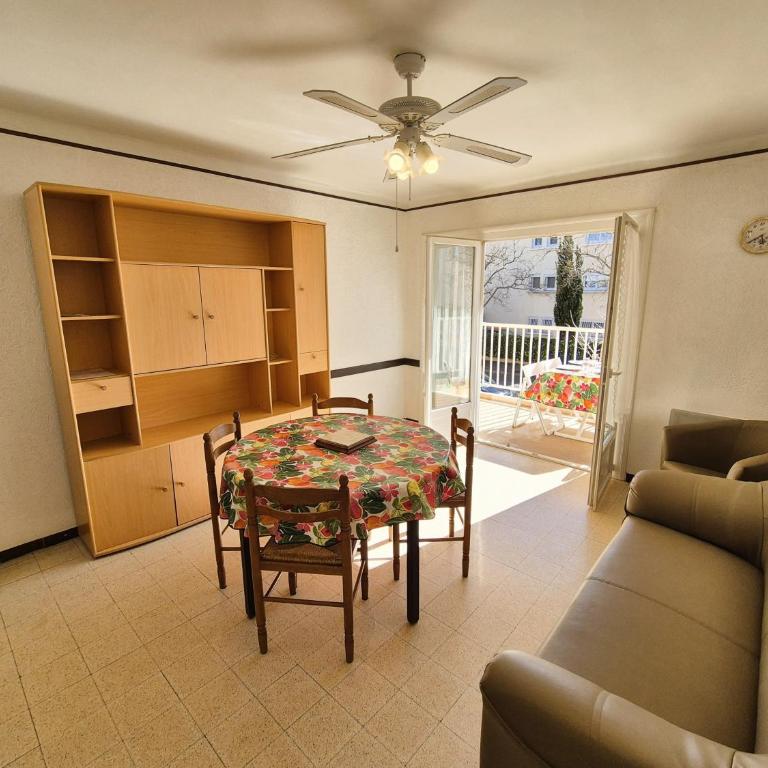Appartement à 150 M de la plage, lave linge, Wi Fi ... - Appartement 2 Chambres - 5