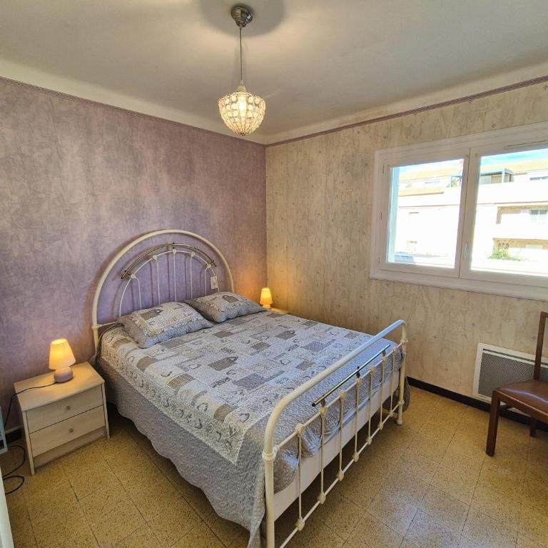 Appartement à 150 M de la plage, lave linge, Wi Fi ... - Appartement 2 Chambres - 10