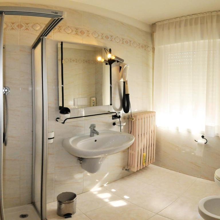 Albergo Alla Torre - Habitación Doble - 1 o 2 camas - 1