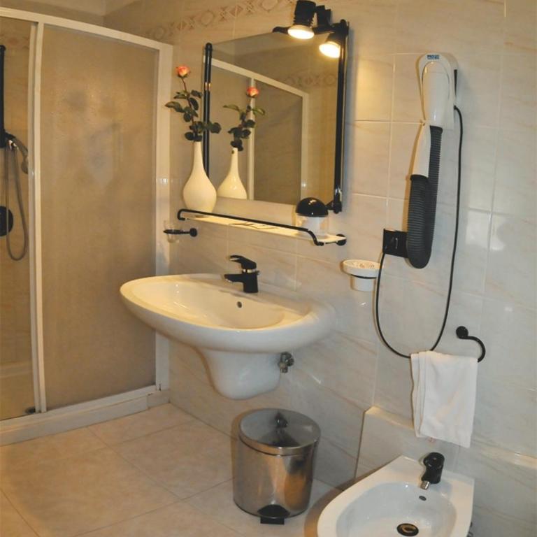 Albergo Alla Torre - Habitación Individual - 4