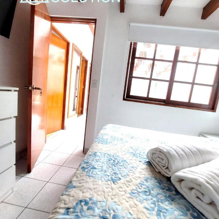 Casa Cayena - Standard Double Room with Shared Bathroom - 1