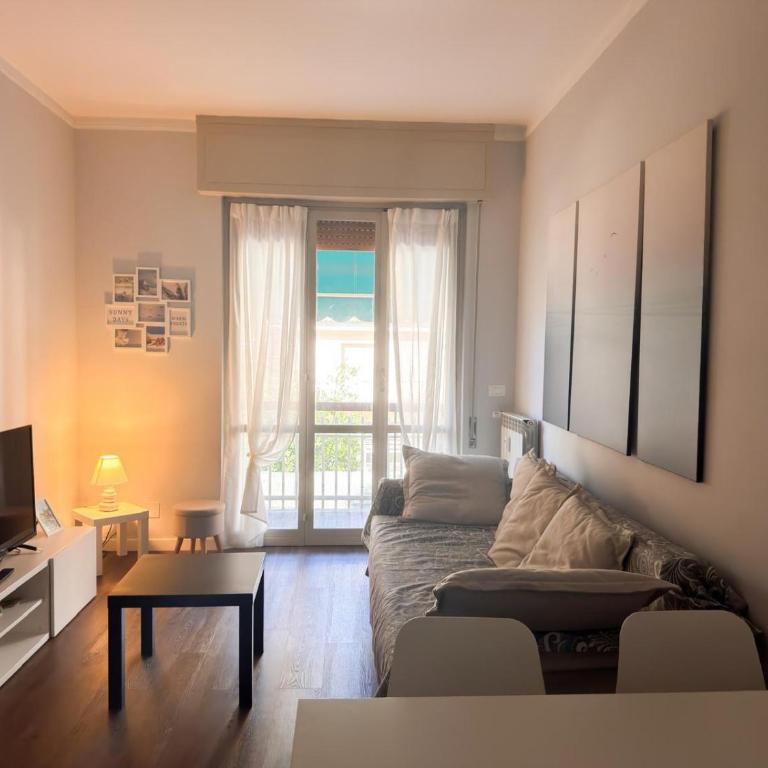 WELCOME RIVIERA-Castagneto 29-wifi-parcheggio a pagamento a 20,00 euro al giorno - Appartamento con 1 Camera da Letto - 1