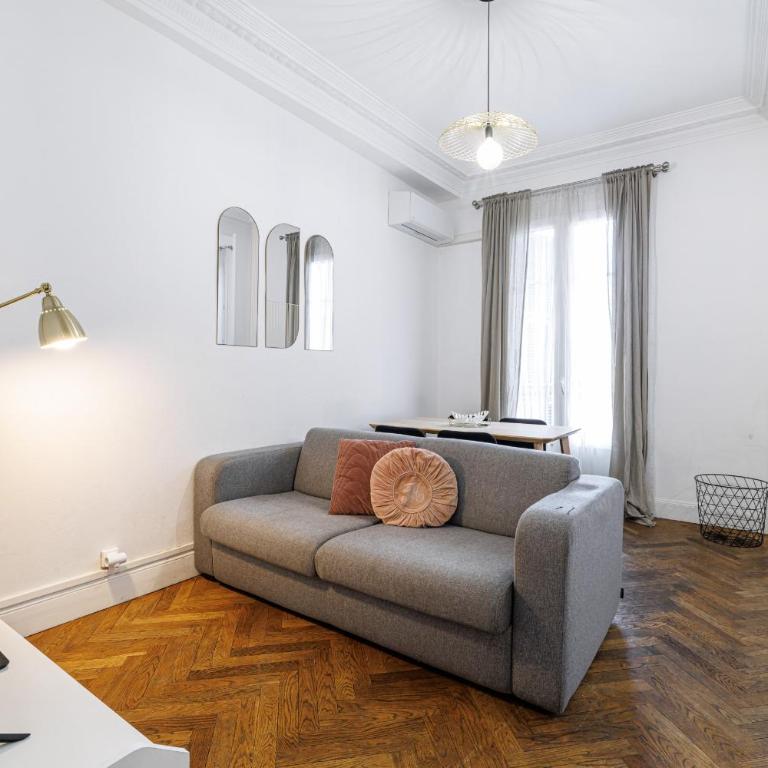 Large 2 Bdr City Center close to Train Station - Appartement 2 Chambres - 7