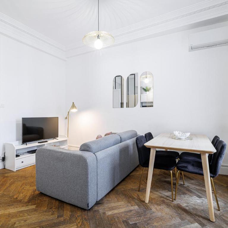 Large 2 Bdr City Center close to Train Station - Appartement 2 Chambres - 21