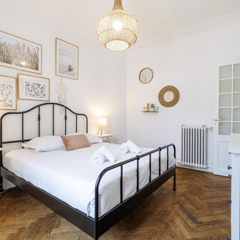 Large 2 Bdr City Center close to Train Station - Appartement 2 Chambres - 27