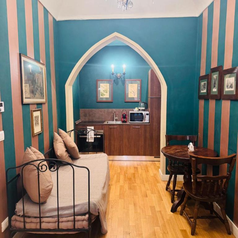 Porta Palace Apartments - One-Bedroom Suite - 12