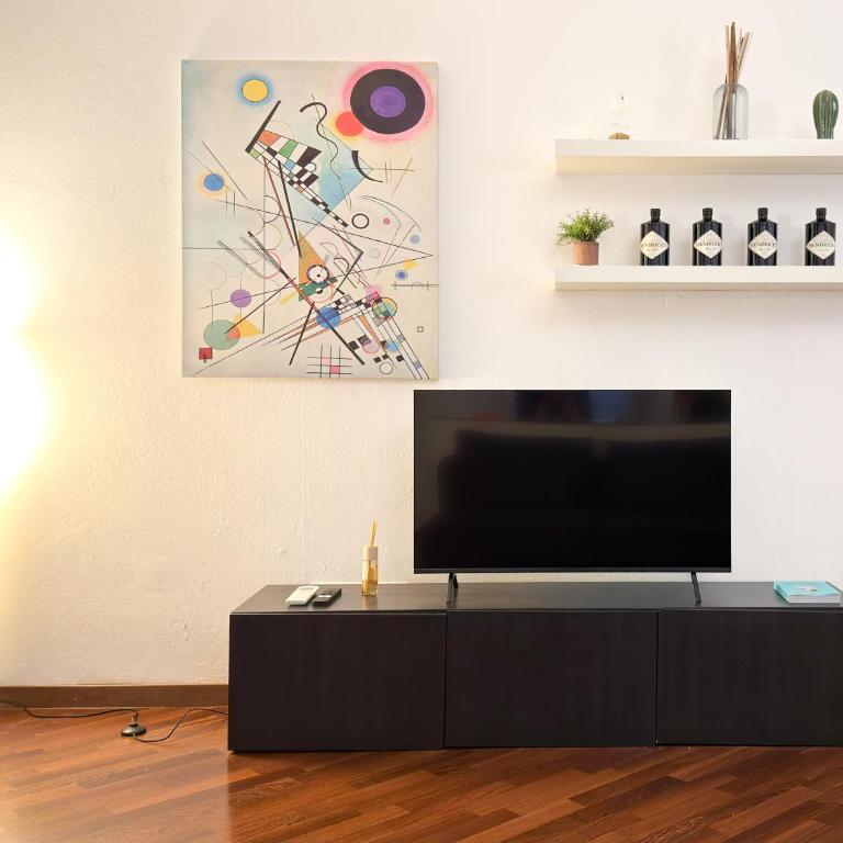 Voltiva House - in the Heart of Como Old Town - One-Bedroom House - 11