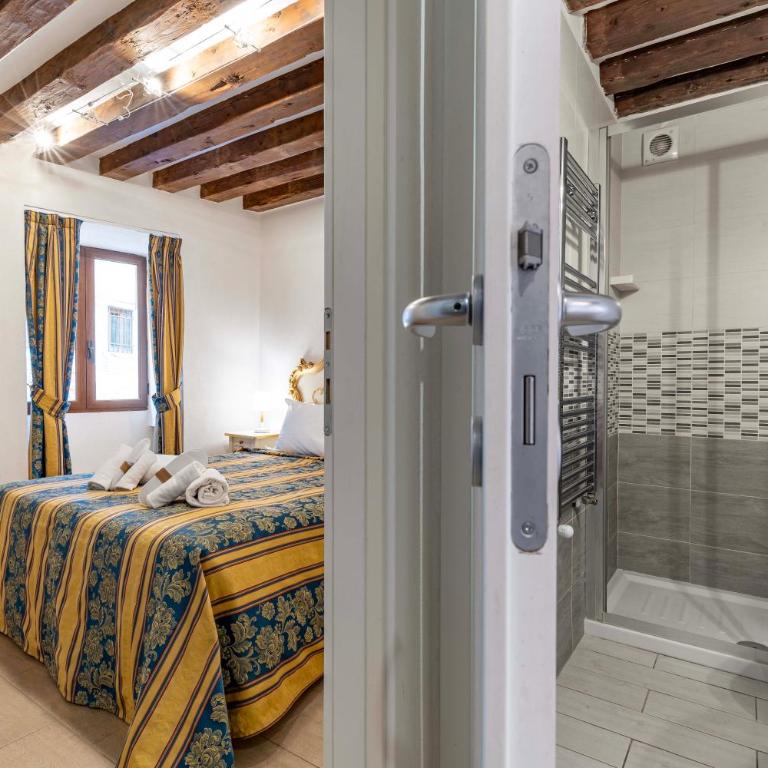 Ca' Leoncino - Venice canal front apartment - Appartamento con 2 Camere da Letto - 25