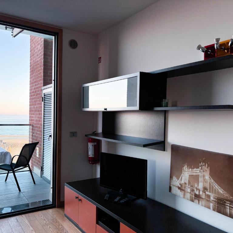 Residence Frontemar - Appartamento con 1 Camera da Letto, Balcone e Vista Mare - 9