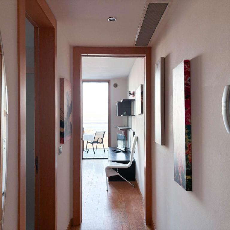 Residence Frontemar - Appartamento con 1 Camera da Letto, Balcone e Vista Mare - 10