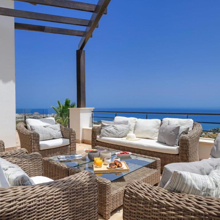 Amazing modern villa with spectacular seaviews close to Benalmadena Pueblo - Villa - 21