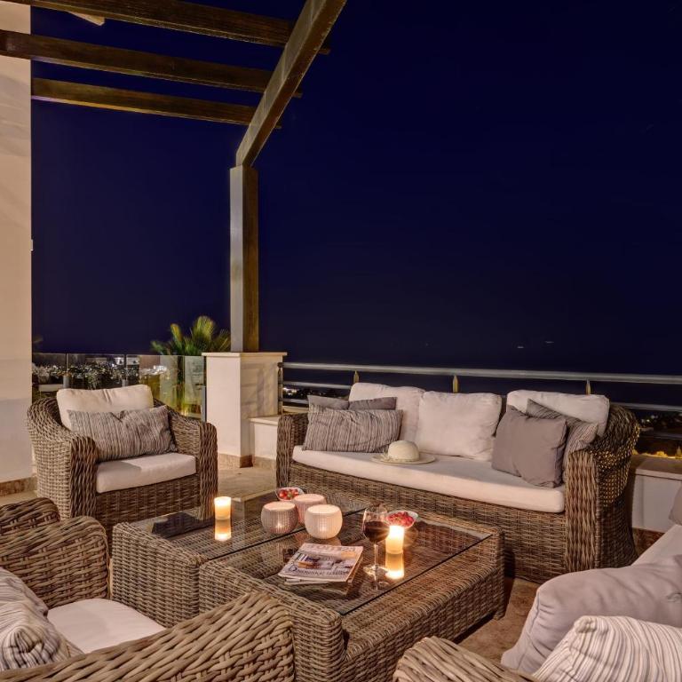 Amazing modern villa with spectacular seaviews close to Benalmadena Pueblo - Villa - 39