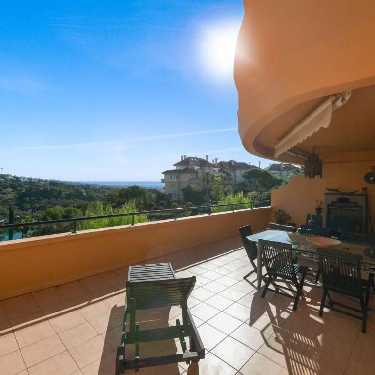Beautiful 2 bedroms apartment located in Elviria Hills - Apartment - 4