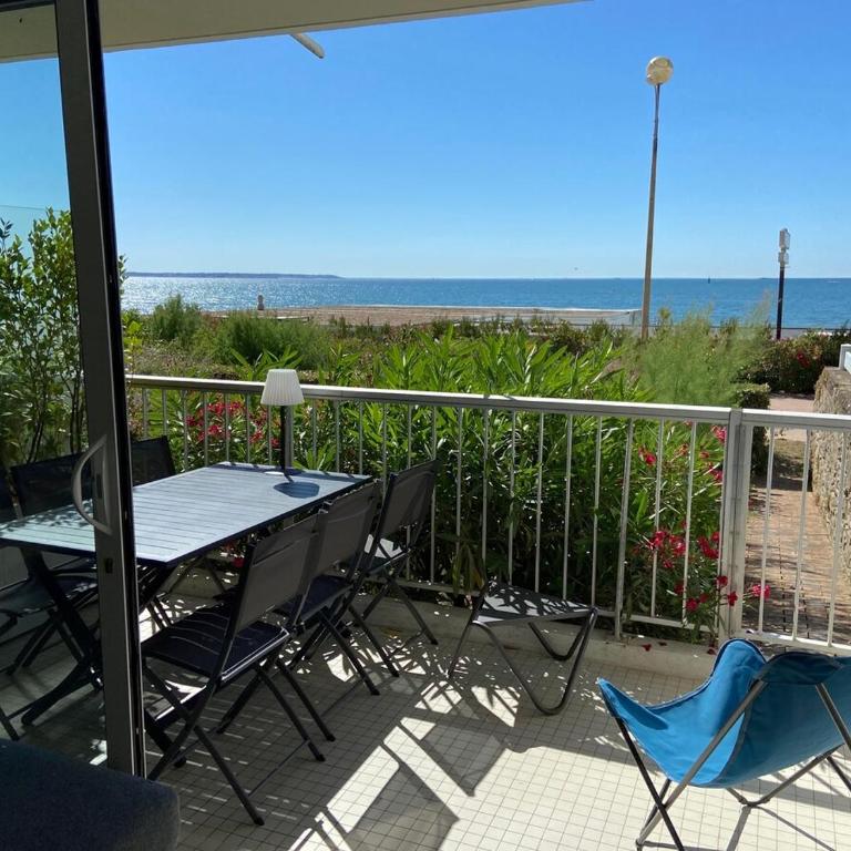 Superbe T2cabine vue mer accès direct plage Benoît - Two-Bedroom Apartment - 29