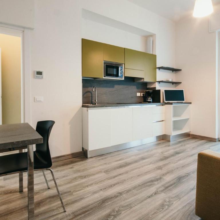 AL 13 - Lakeside Leisure & Business - Appartamento Deluxe con 1 Camera da Letto e Vista Giardino - 5