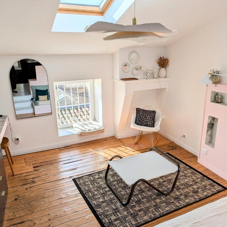 Charmant cocon sous les toits de Bordeaux - Appartement 1 Chambre - 10