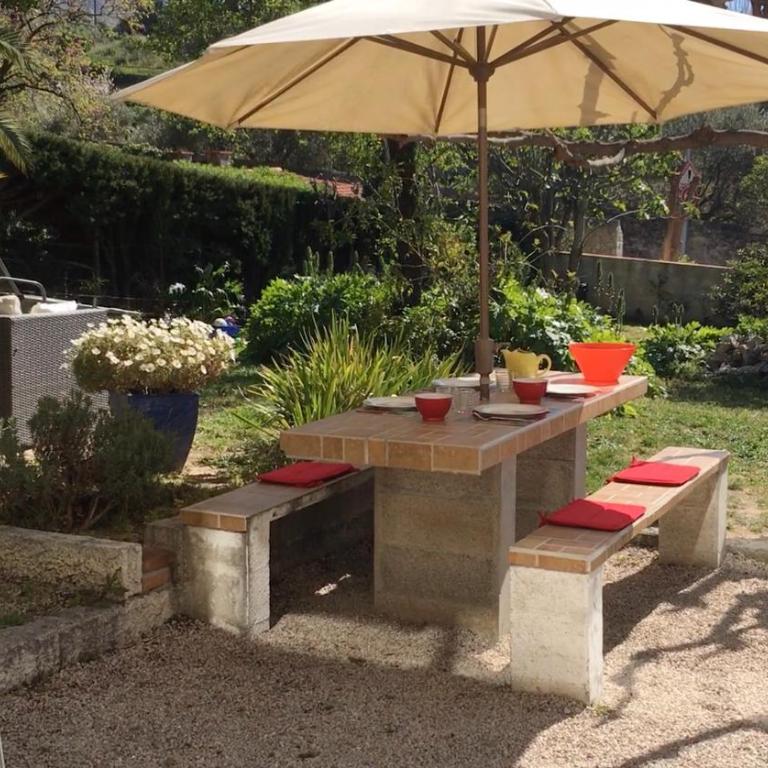 Large private garden, quiet 2-bedroom apartment, air conditioning, wifi, parking - Appartement - 16