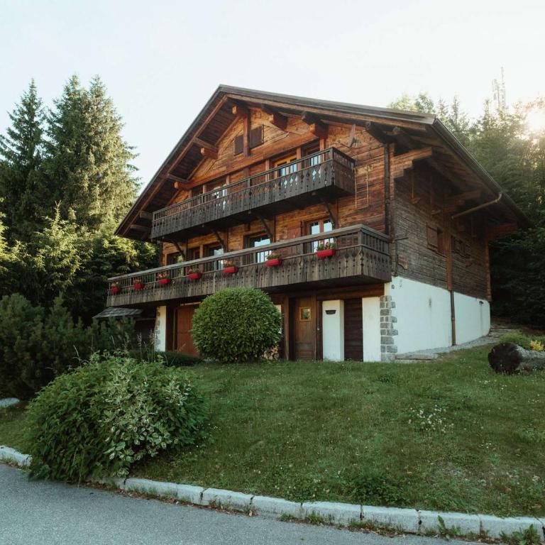 Chalet 4★, 11 pers, 6 ch, terrasse sud, animaux admis - FR-1-304-21 - Chalet (11 Adultes) - 1