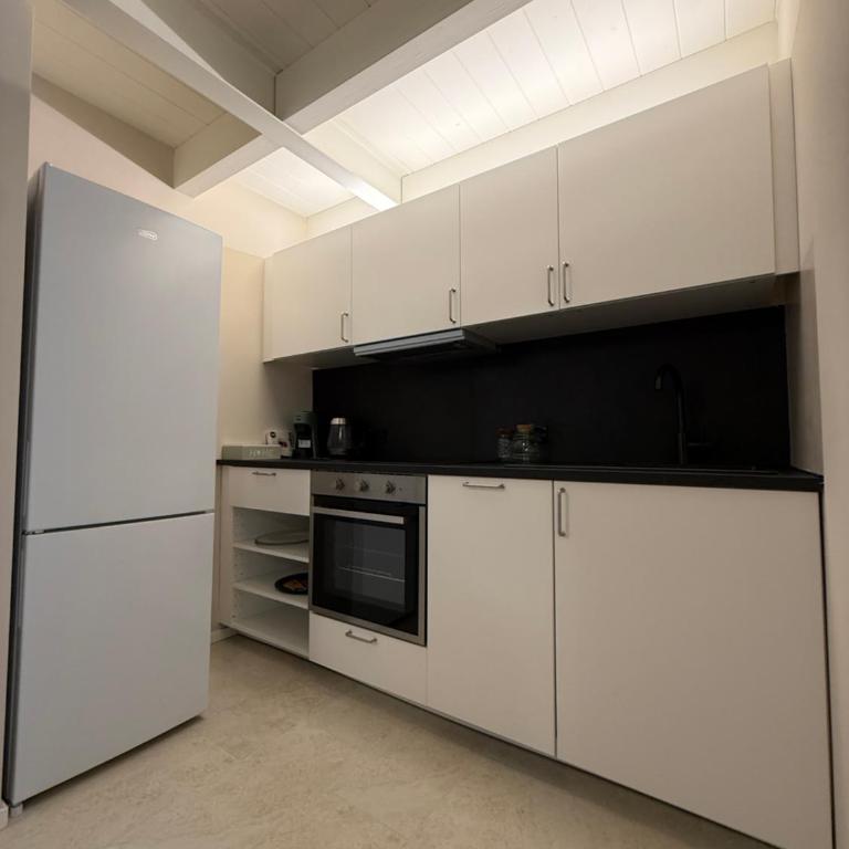 Loft 83 - Three-Bedroom Apartment - 17