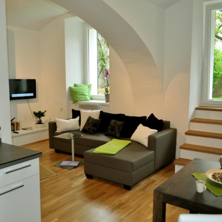 Ferienwohnung im Univiertel mit Garten - Apartamento con vistas al jardín - 13