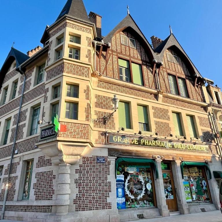 L'Arbane Sacrée, Basilique St Rémi, stationnement gratuit, escapade champenoise - Appartamento Deluxe con 2 Camere da Letto - 19