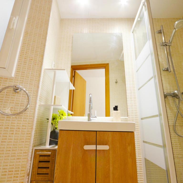 Golive Monturiol - Apartamento de 2 dormitorios con vistas a la ciudad - 4