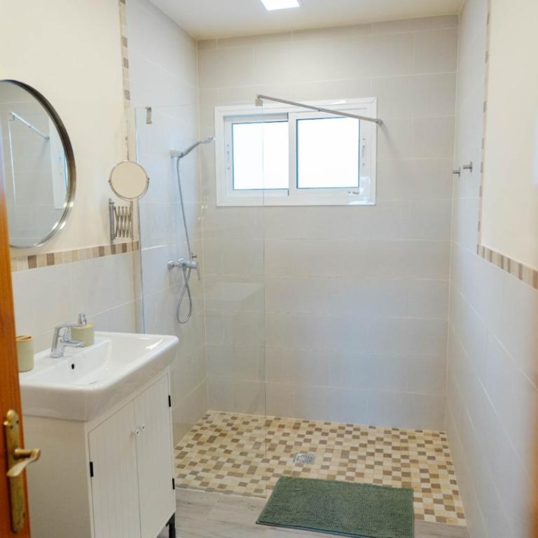 "Casa Camelia Malaga" by Acomodation - Four-Bedroom House - 13