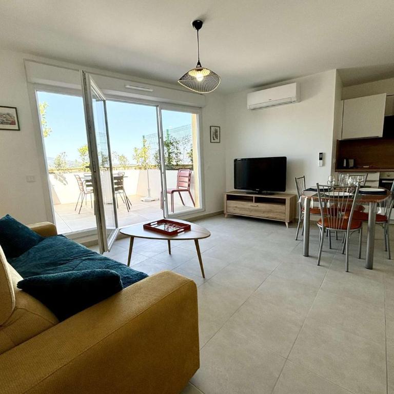 CO020-A43 Appart 2 pièces - 4 personnes - COGOLIN - Appartement 1 Chambre - 5