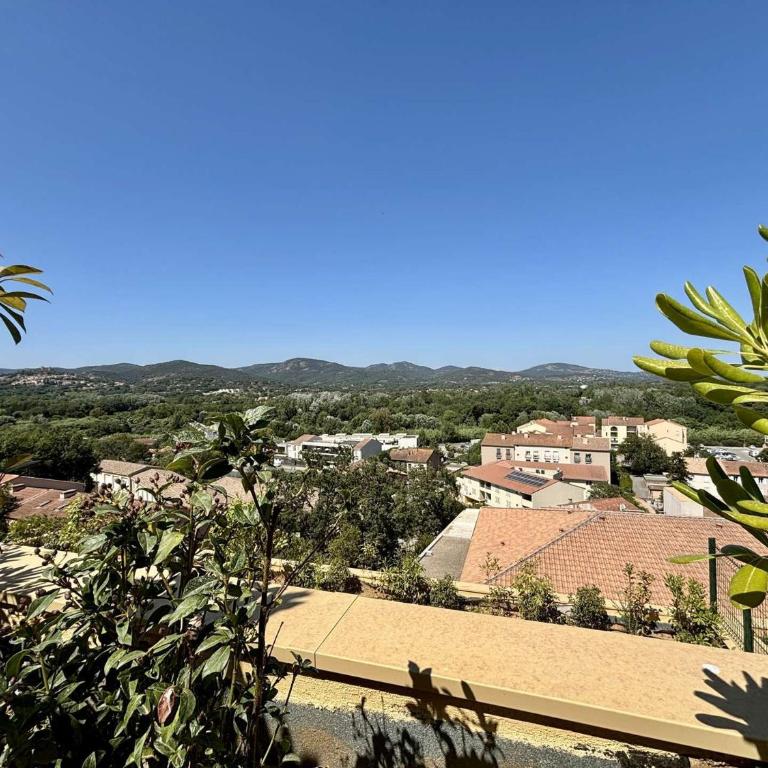 CO020-A43 Appart 2 pièces - 4 personnes - COGOLIN - Appartement 1 Chambre - 14