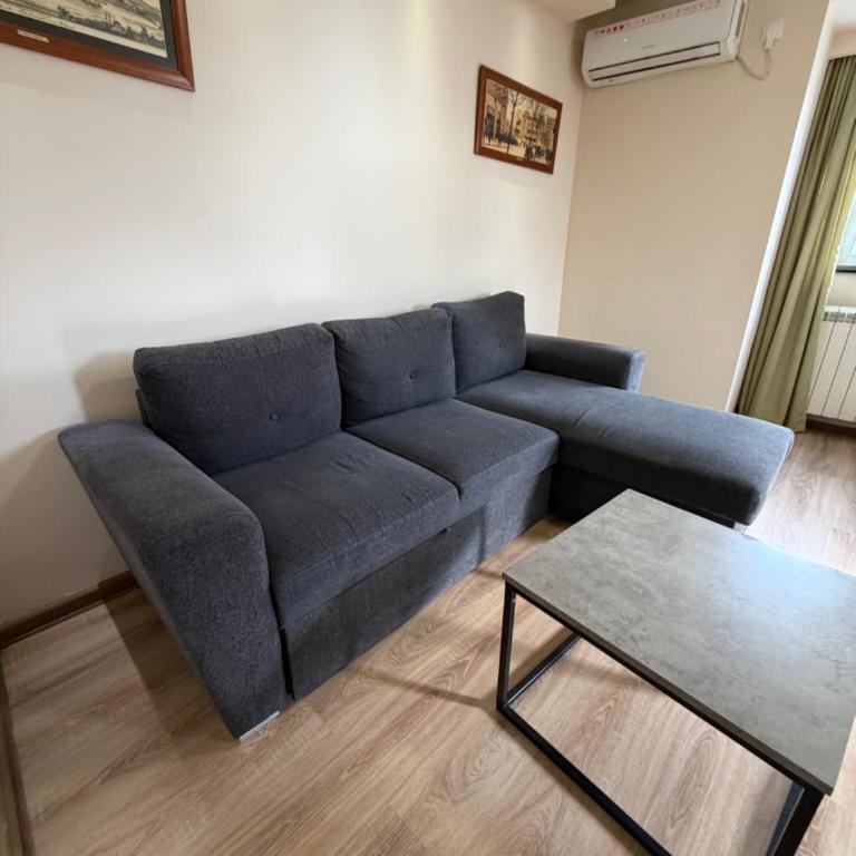 Knez Mihailova street in Belgrade - One-Bedroom Apartment - 9